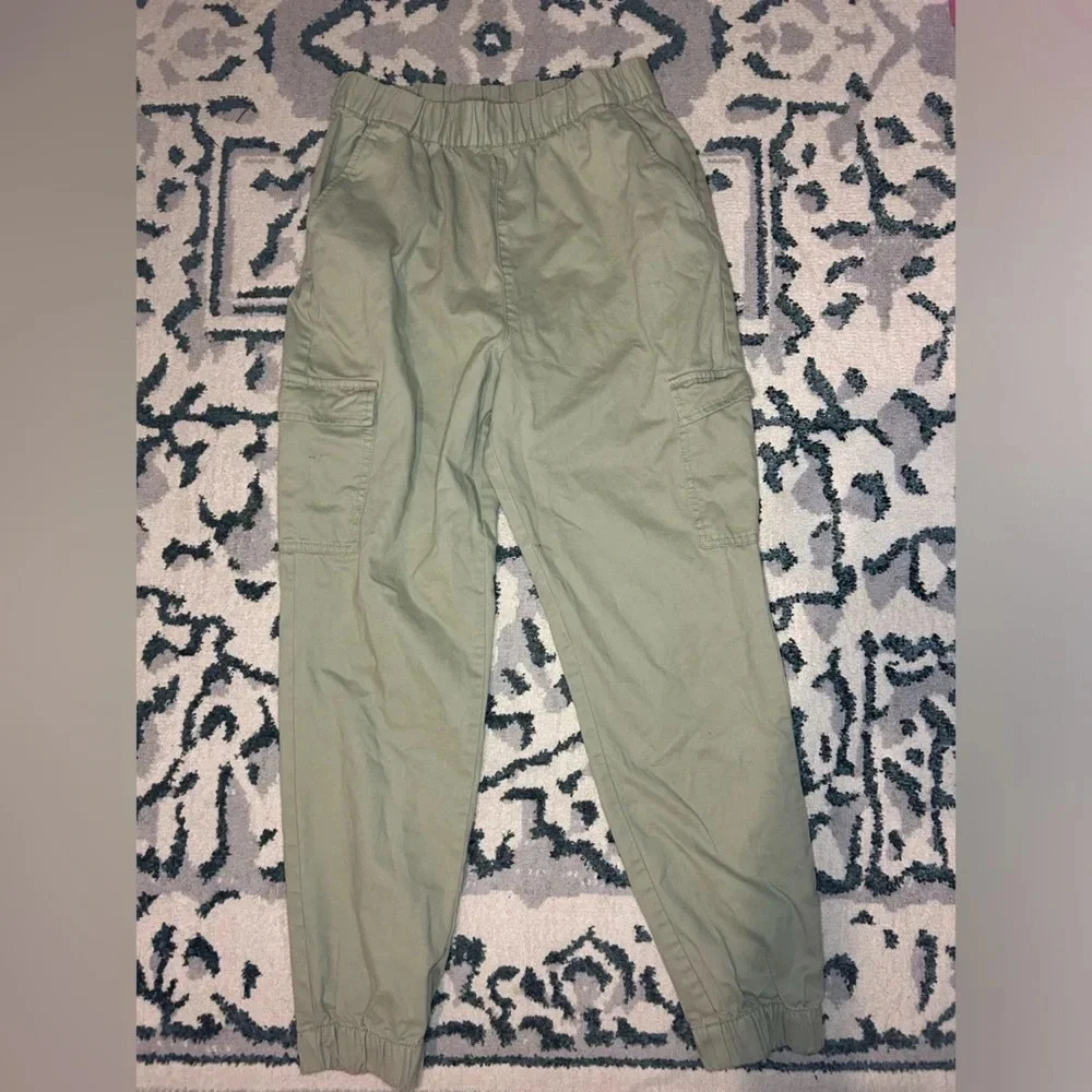 divided pants us size 8